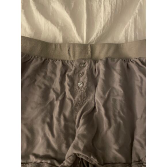 Splendid sleep shorts gray size small - Picture 2 of 4